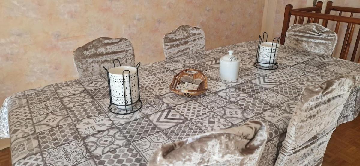 Appartement 120 M² Duplex Coeur Historique Au Calme Le Puy-en-Velay 외부 사진